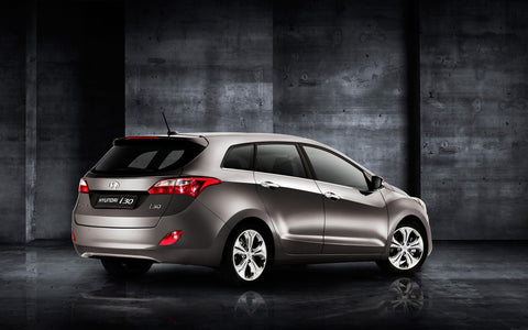 REAR OF HYUNDAI I30 WAGON GICLEE CANVAS ART PRINT POSTER